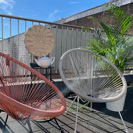 Group-friendly In Walk To 013 *